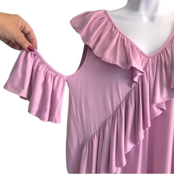 Chic Lilac Ruffle Blouse - Picture 5 of 14
